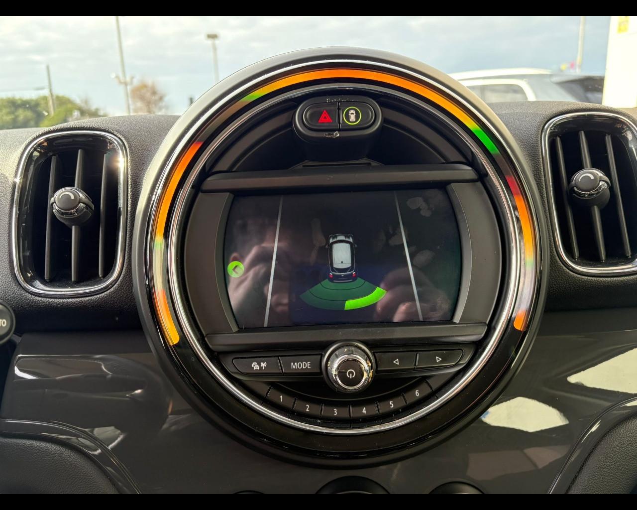 MINI Mini Countrym.(F60) - Mini 2.0 Cooper D Business Countryman Automatica