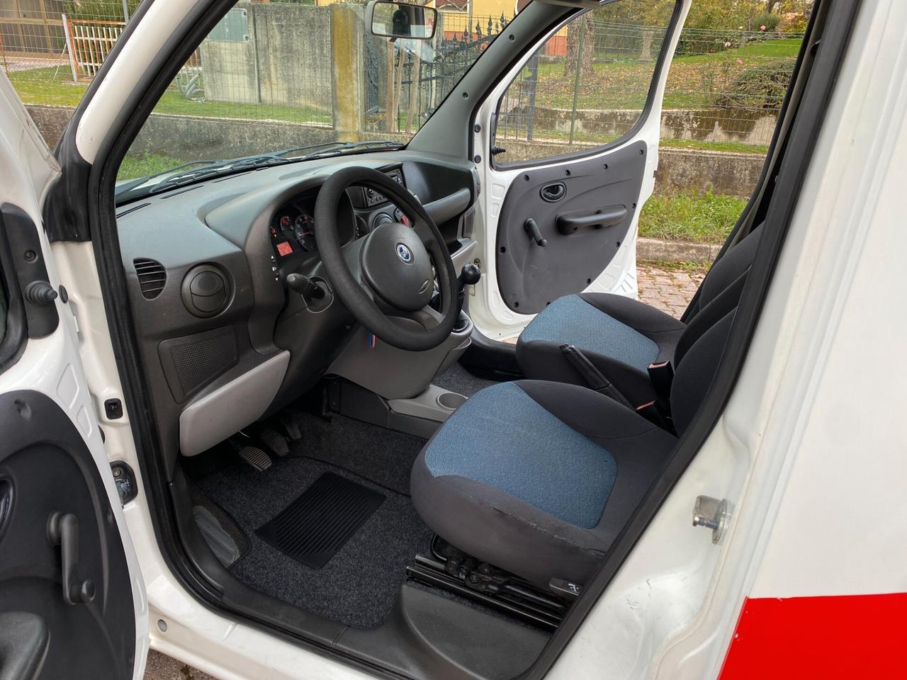 Fiat Doblò 1.3 Mjt Autocarro 5Posti CLIMA