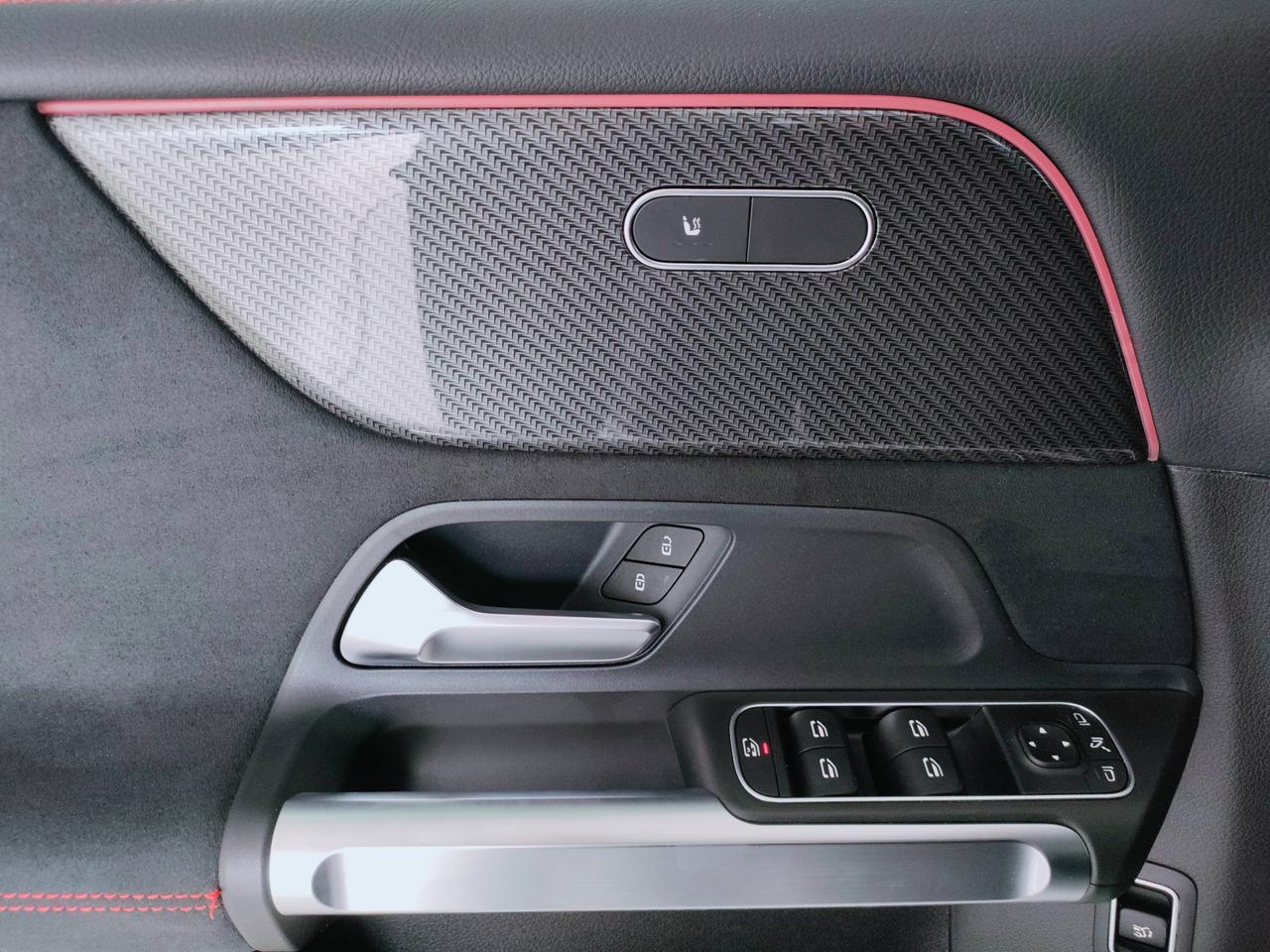 Mercedes-Benz GLB - X247 2019 - GLB 200 d Premium 4matic auto