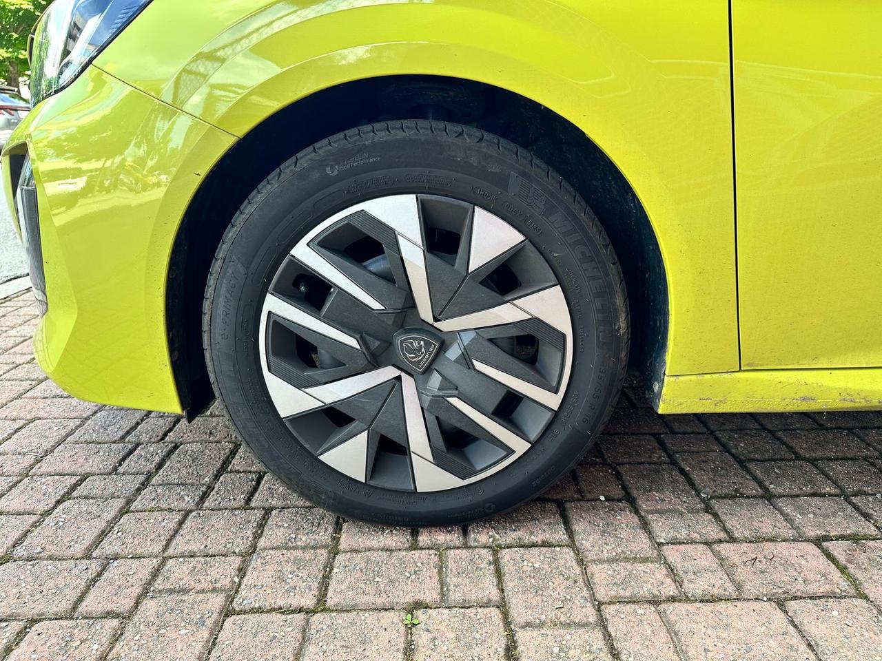 Peugeot 208 Active 1.2 PureTech 75