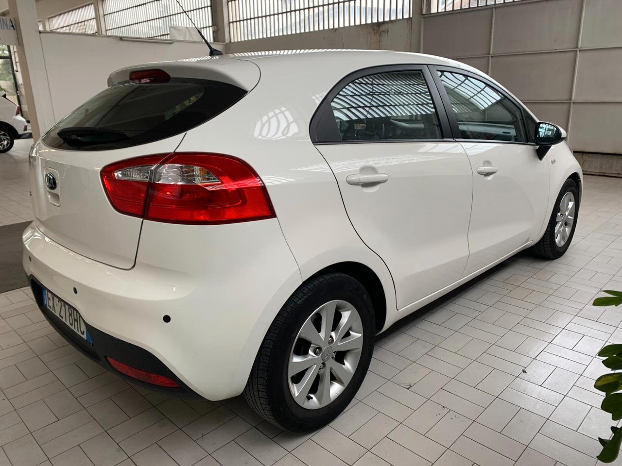 Kia Rio 1.2 BENZINA 5p. Cool