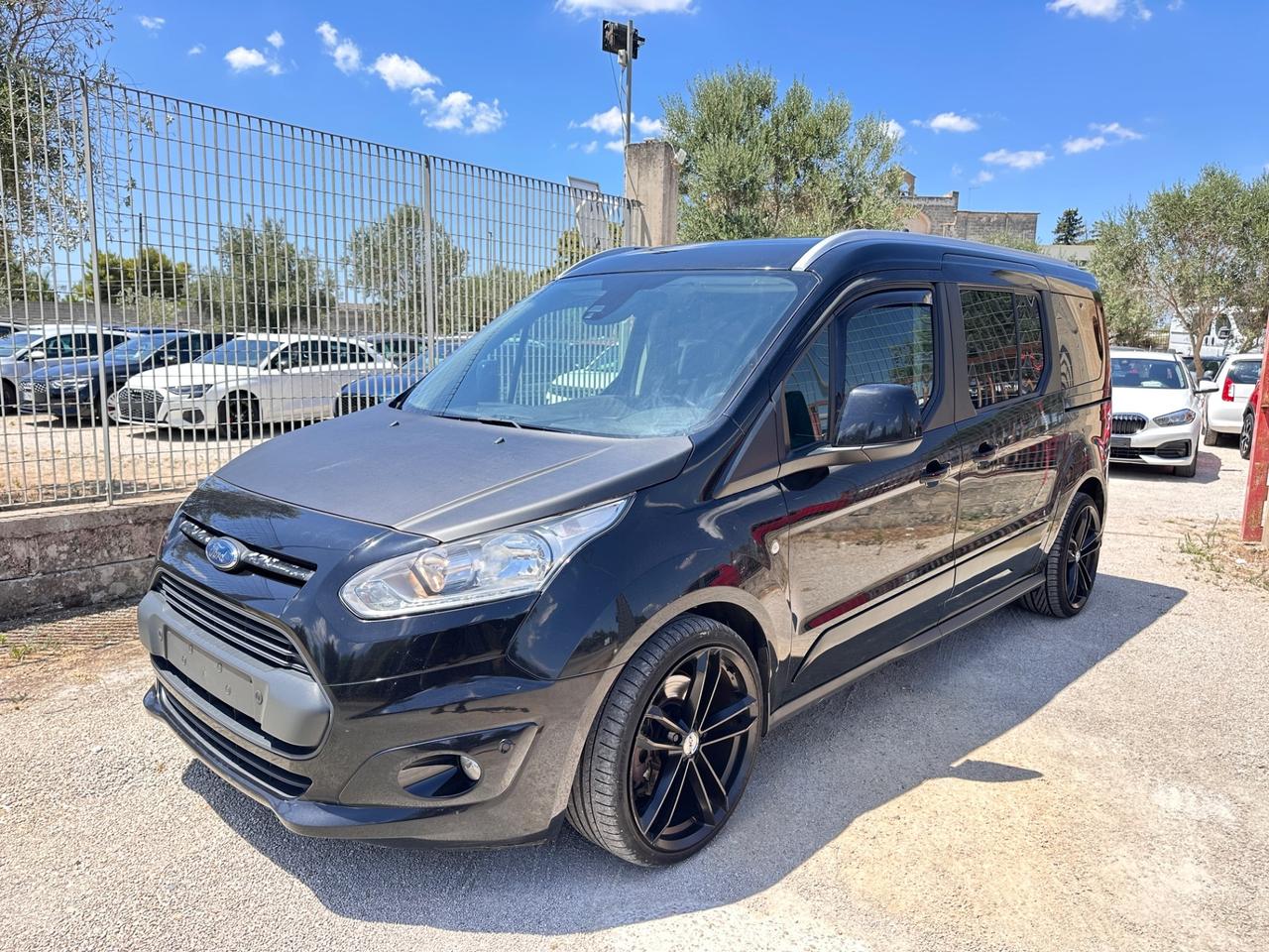 Ford Gran Tourneo Connect Titanium-2017 TETTO/NAVI/19"