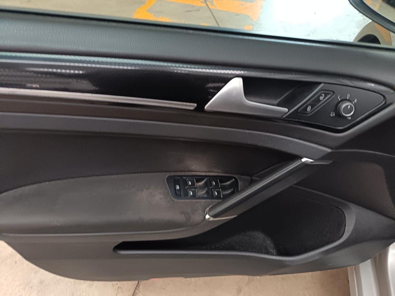 Volkswagen Golf 1.6 TDI 5p. Highline BlueMotion Technology