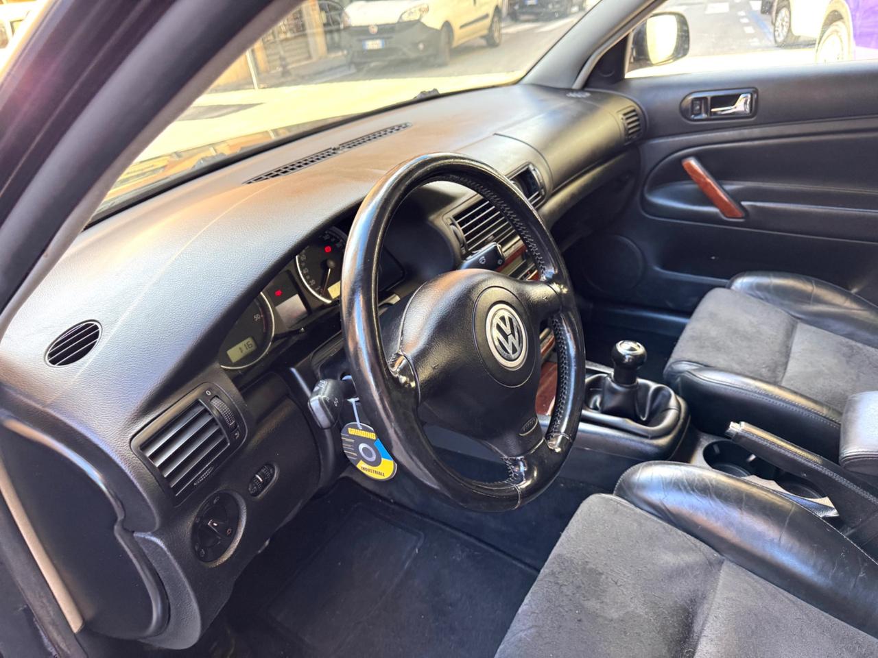 Volkswagen Passat 1.9 TDI/130 CV cat Highline