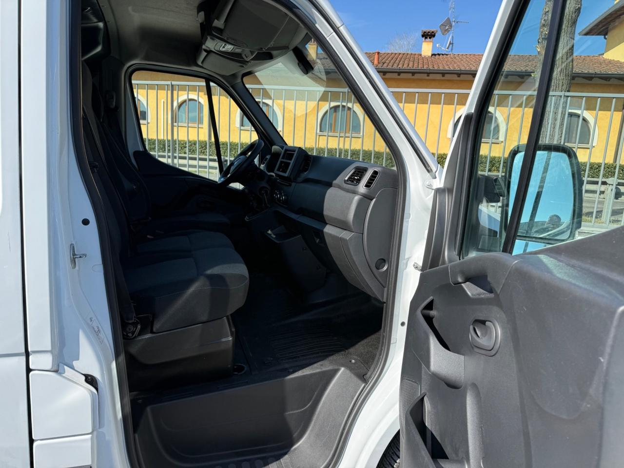 Renault Master T35 2.3 dCi 165- Rwd. L4 . H3 Furgone