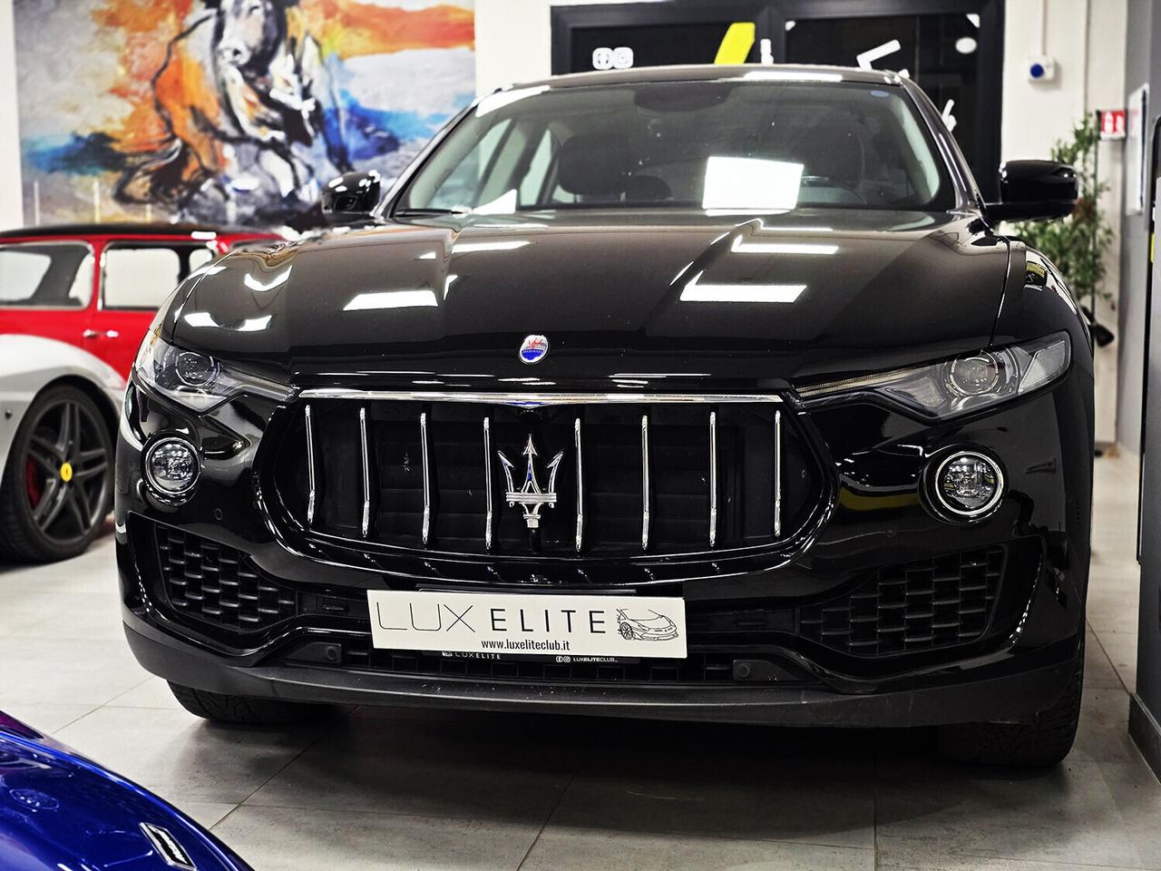 Maserati Levante V6 Diesel 275 CV AWD FULL BLACK CERTIFICATA MASERATI!!! GARANZIA 12 MESI!!!