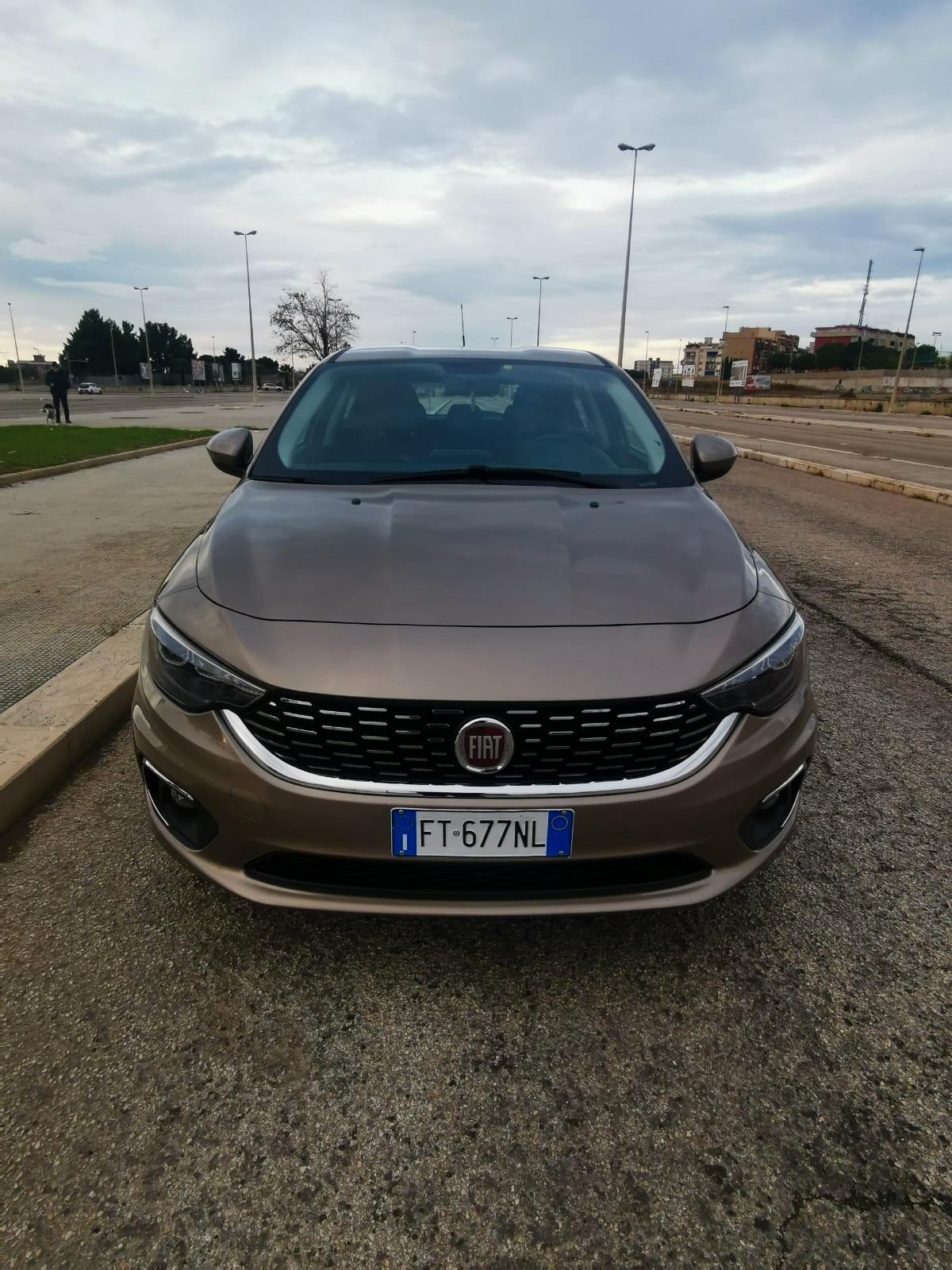 Fiat Tipo 1.3 Mjt 5P. Lounge NEOPATENTATI