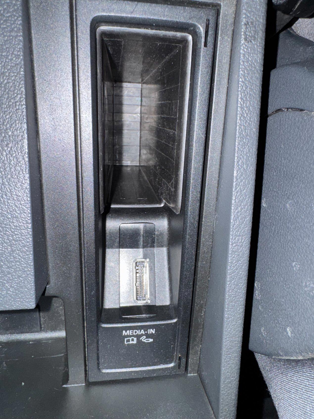 Volkswagen Touran 1.6 tdi Comfortline Business dsg