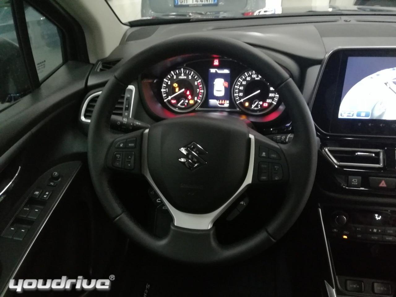 Suzuki S-Cross 1.4 Hybrid Top