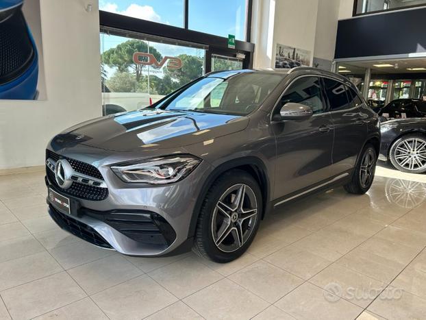 MERCEDES-BENZ GLA 200 d Automatic Premium