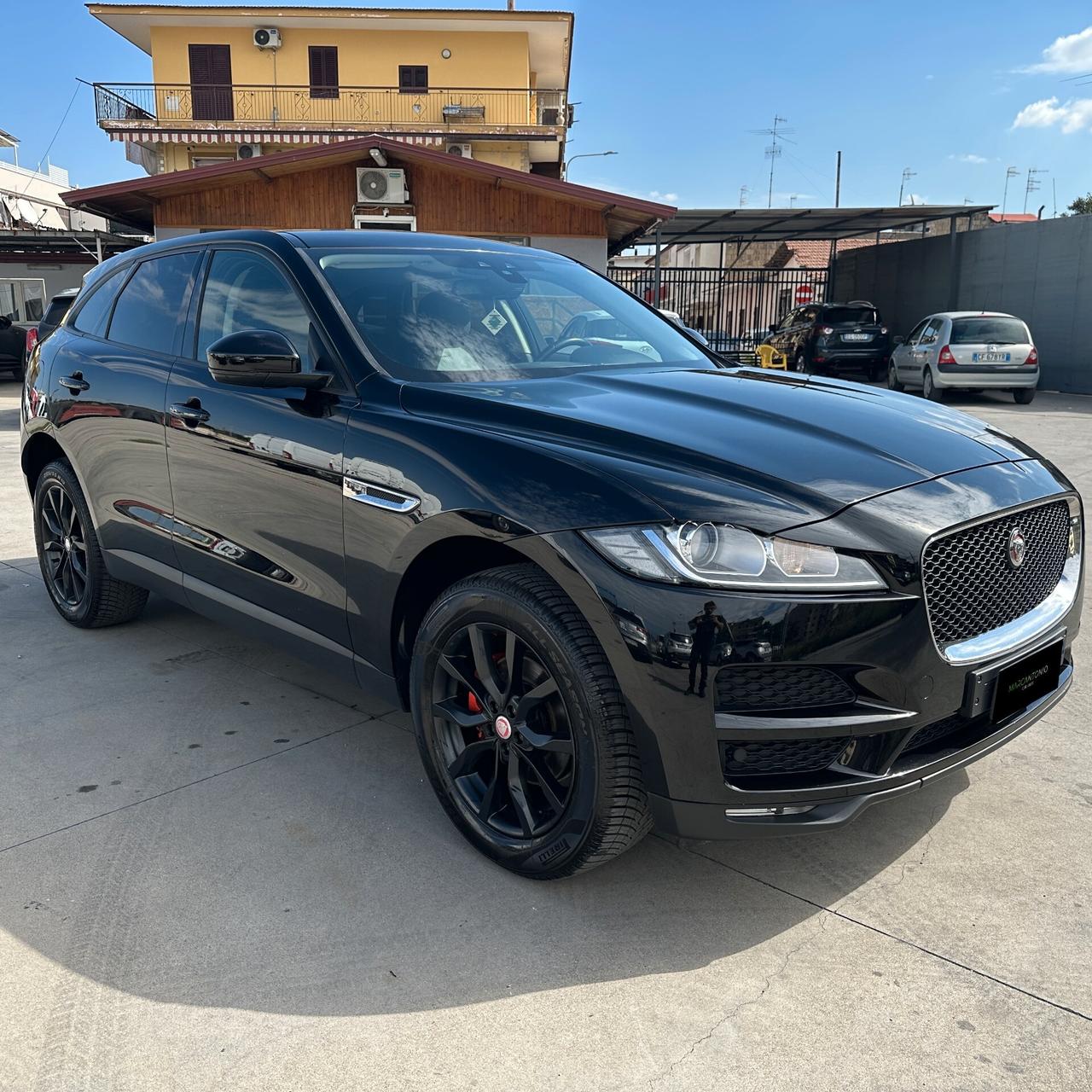 Jaguar F-Pace 2.0 D 180 CV