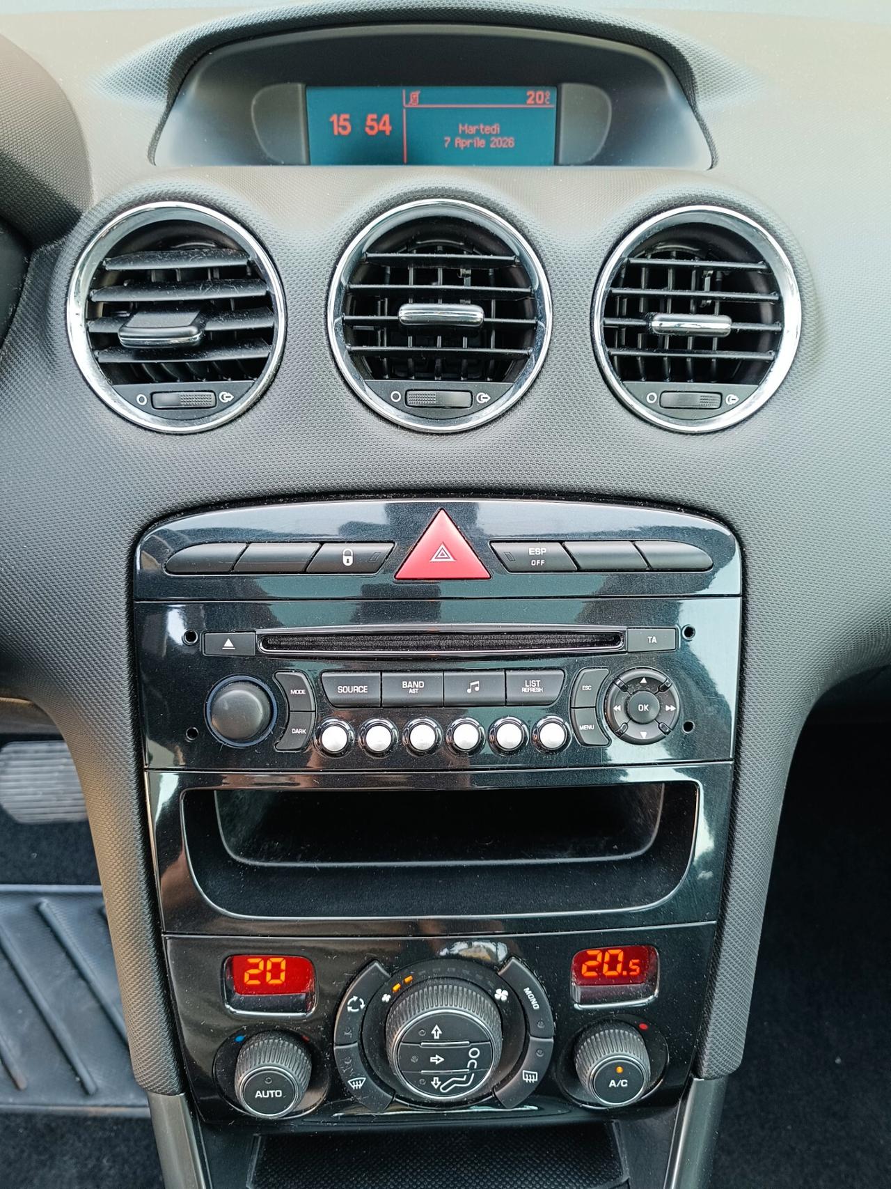 Peugeot 308 1.6 8V e-HDi 112CV Stop&Start robotiz. 5p. Allure