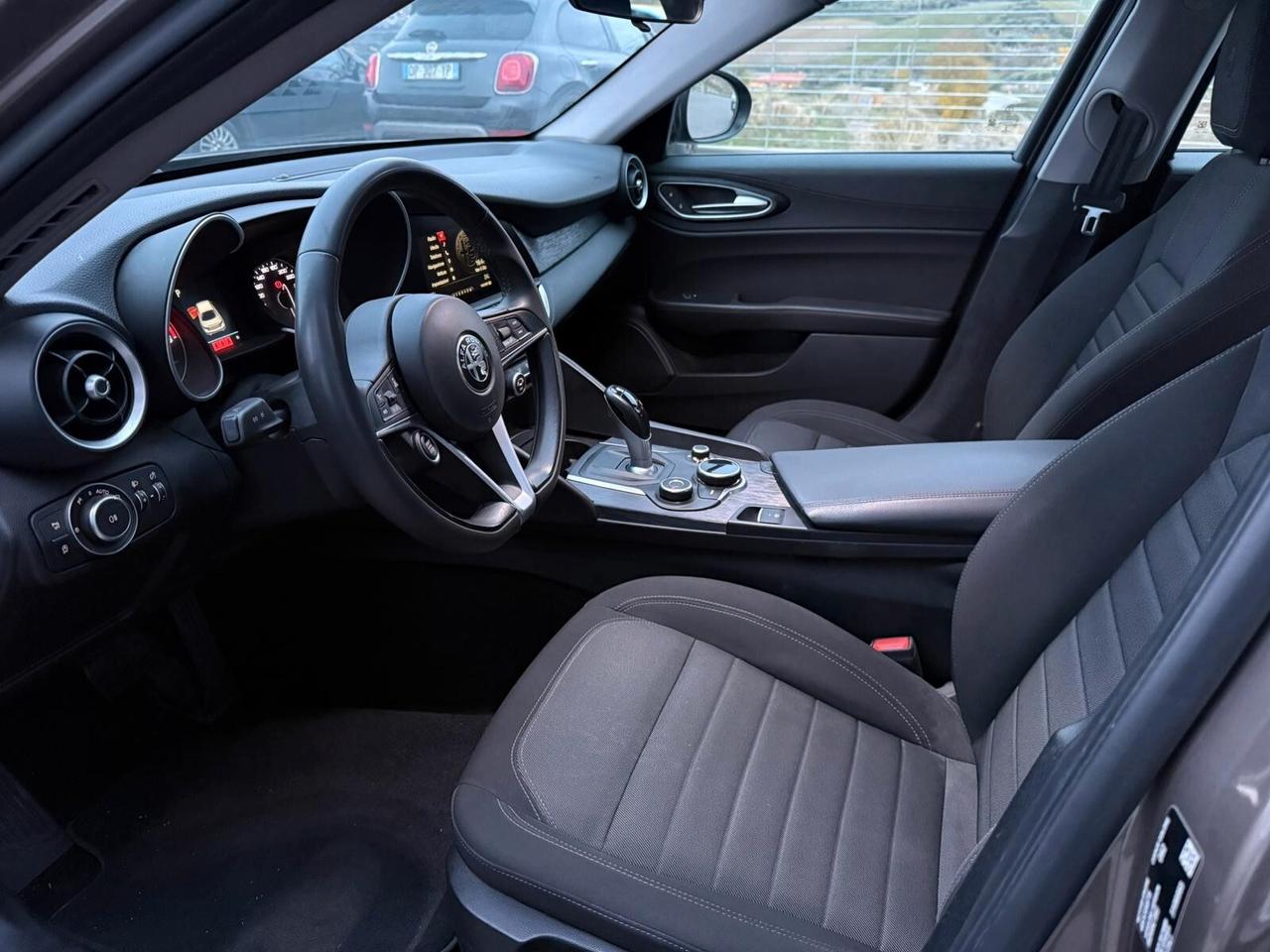 Alfa Romeo Giulia 2.2 Turbodiesel 160 CV AT8 Business