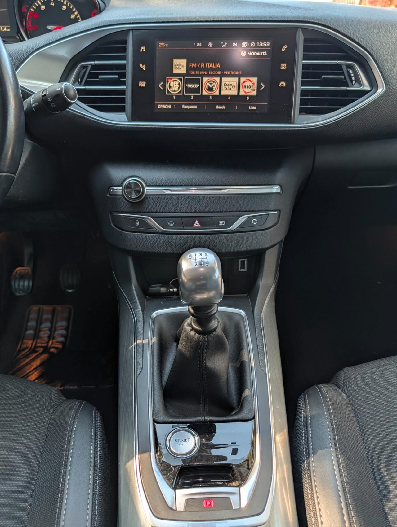 Peugeot 308 PureTech Turbo 130 S&S SW Allure