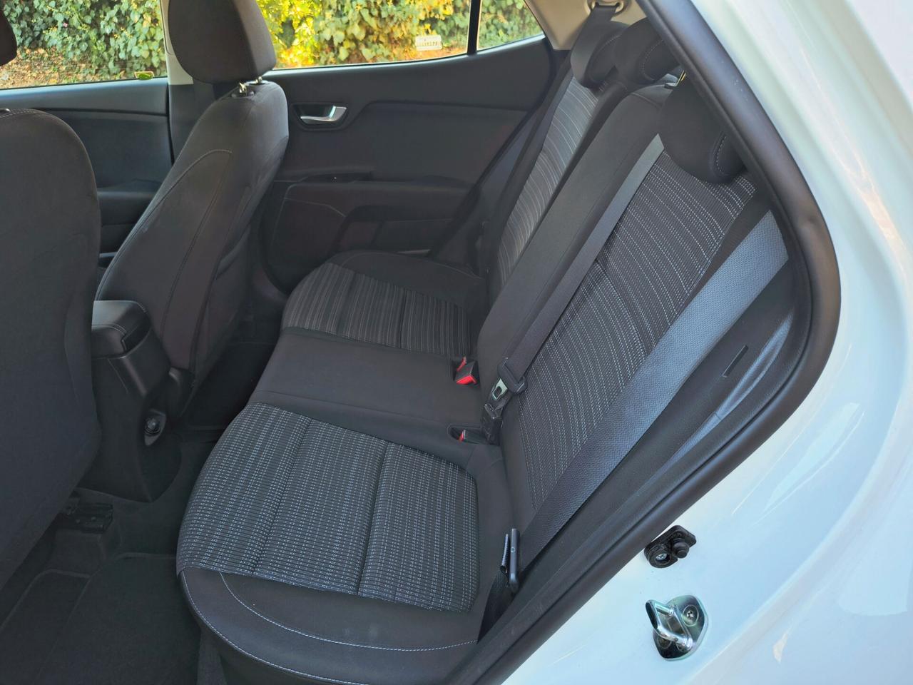 KIA STONIC 1.6 DIESEL UNICOPROPRIETARIO 2020