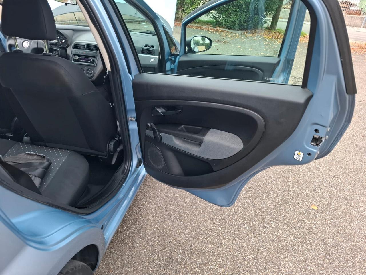 Fiat Grande Punto 1.2 5 porte SOLAMENTE 129.000 KM