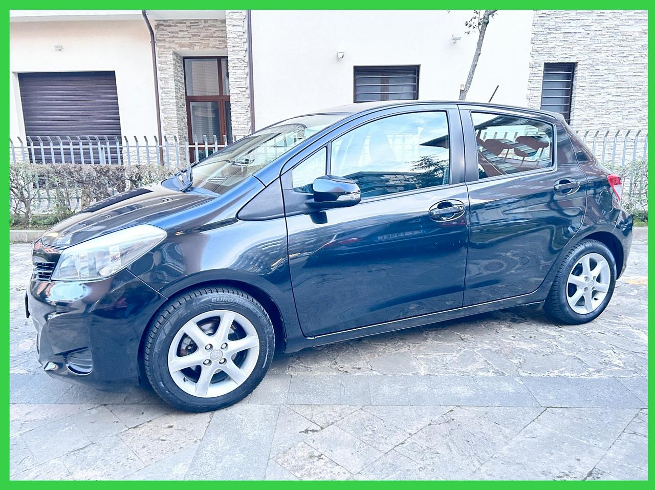 Toyota Yaris 1.0 3 porte Active 09/2012