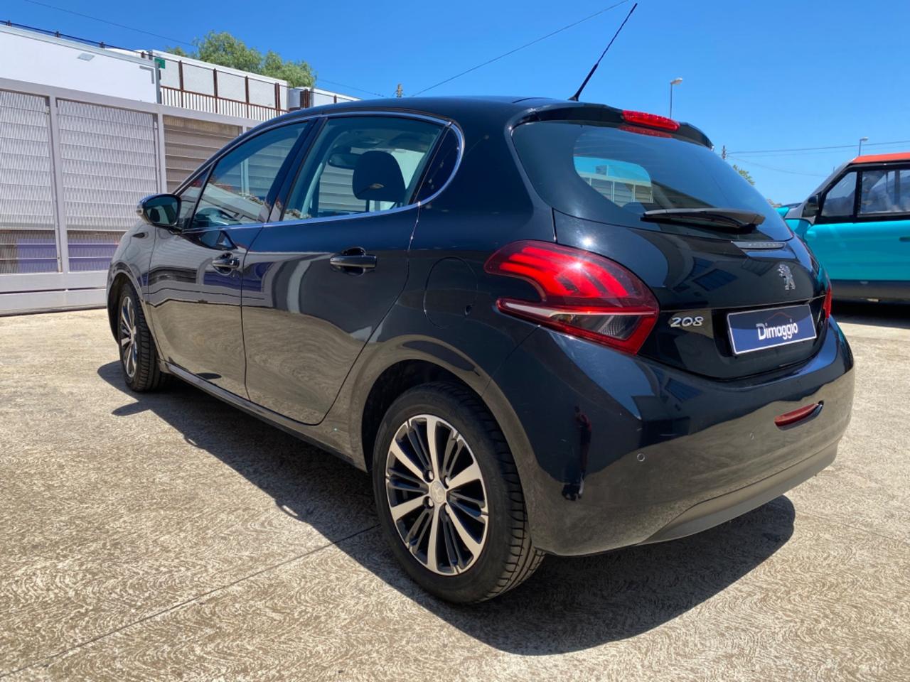 Peugeot 208 BlueHDi 75 5 porte Allure