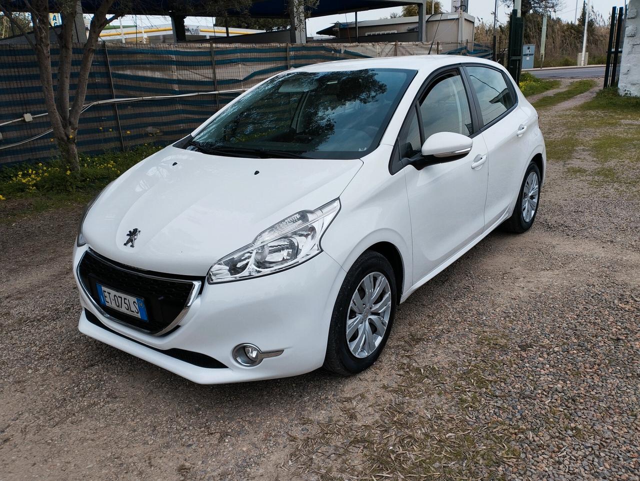 Peugeot 208 1.2 VTi 82 CV 5 porte Allure