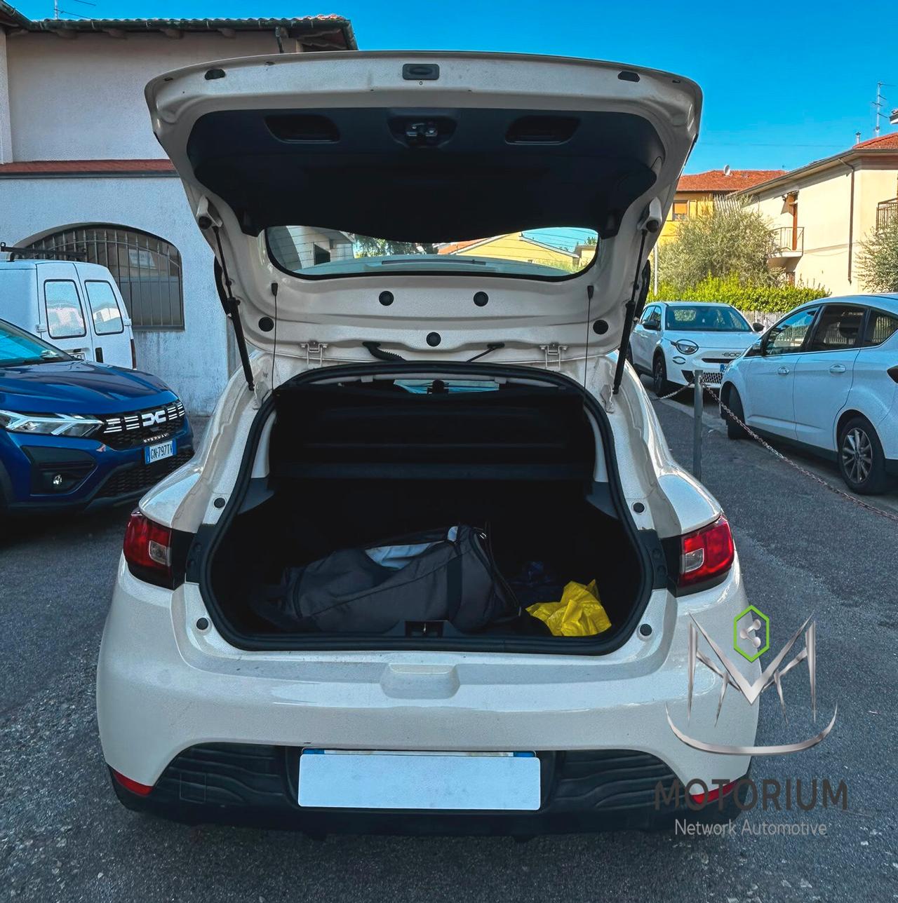 Renault Clio 5P Duel