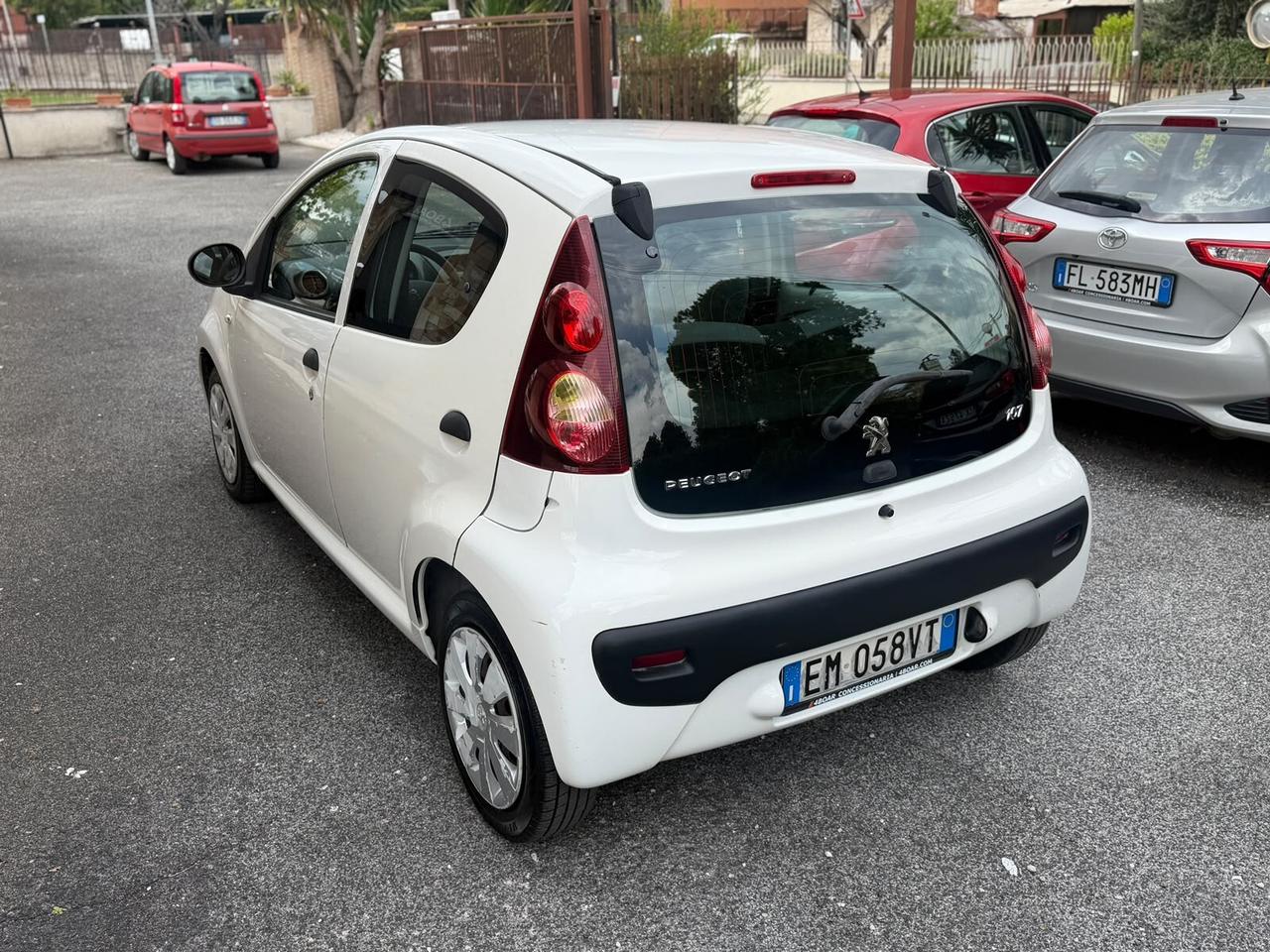 Peugeot 107 1.0 68CV 5 porte