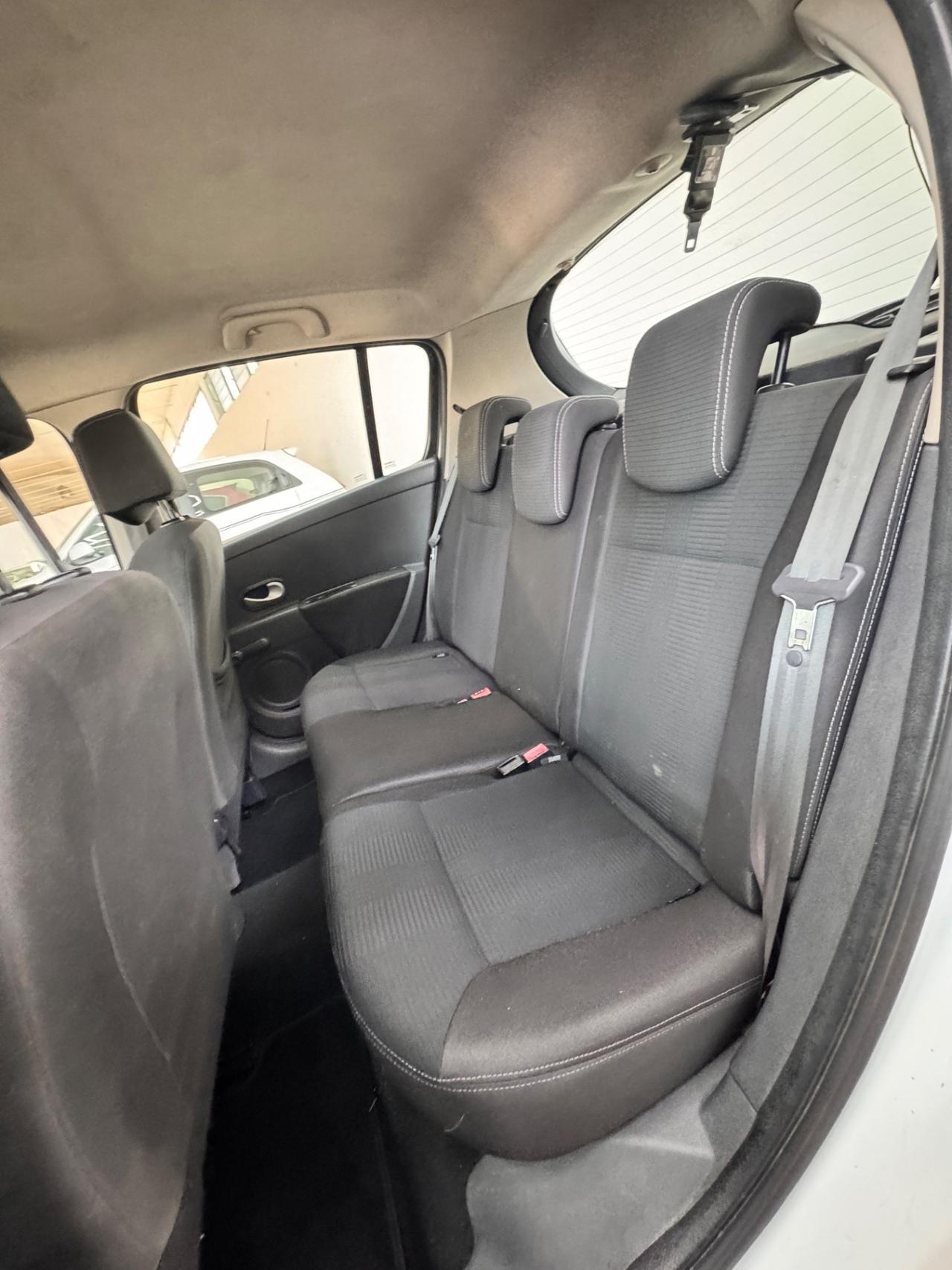 Renault Clio 1.2 16V 5 porte GPL Dynamique