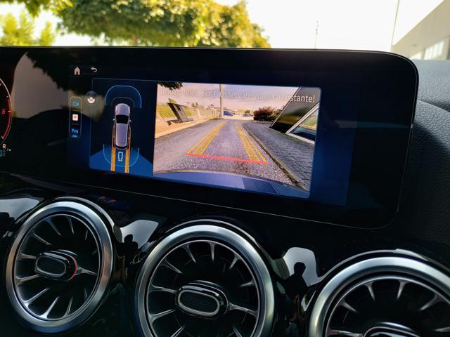MERCEDES-BENZ B 200 d Automatic AMG Line Premium
