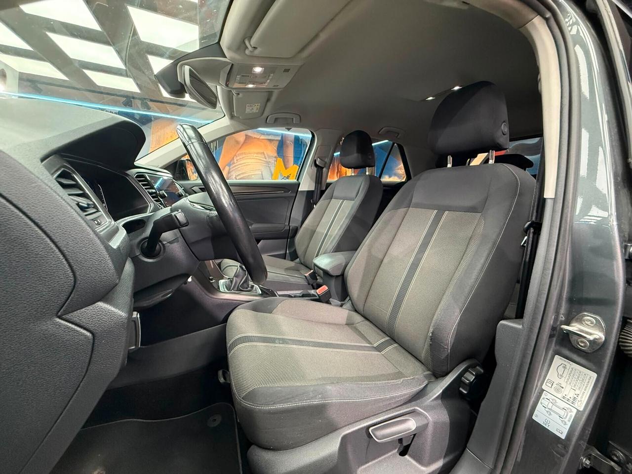 Volkswagen T-Roc 1.6 TDI SCR Advanced BlueMotion Technology (675)