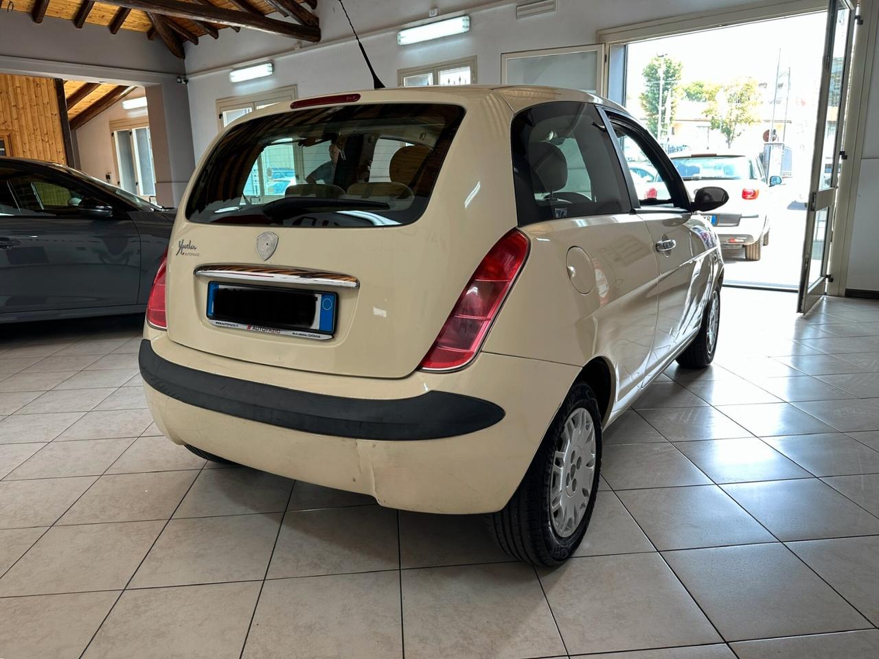 Lancia Ypsilon 1.2 Oro