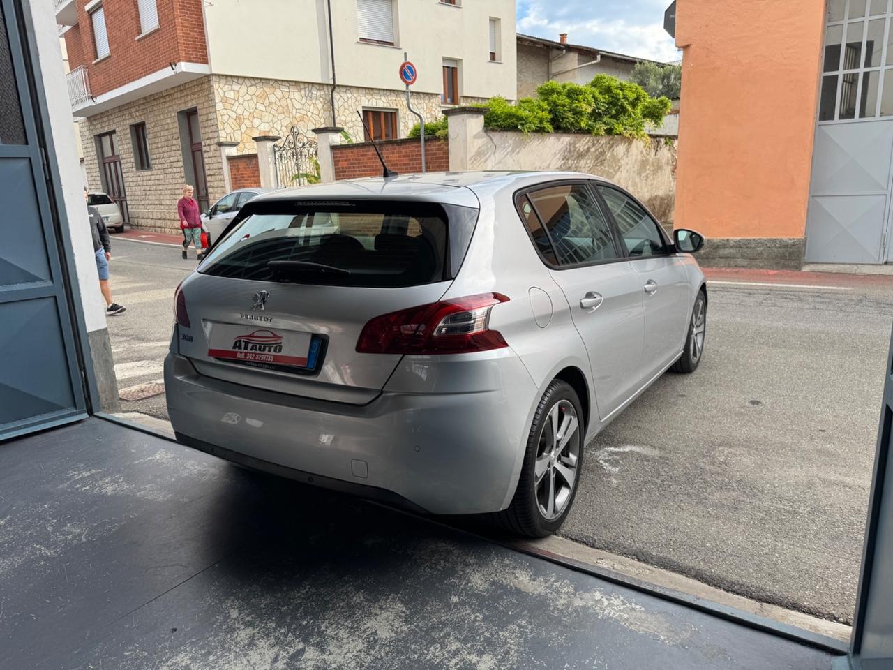 Peugeot 308 1.6 HDi 92 CV Business