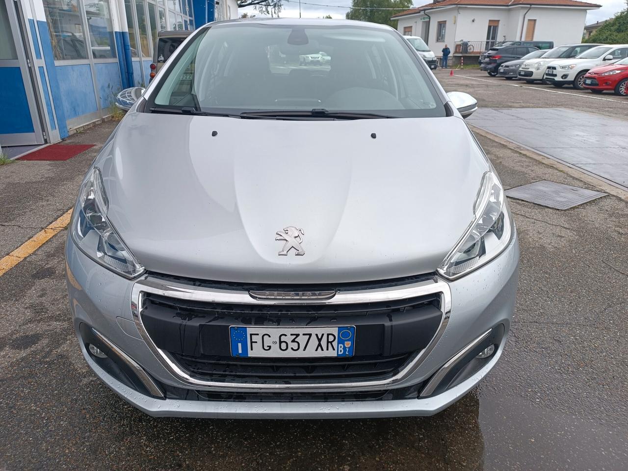 Peugeot 208 PureTech 82 5 porte Allure