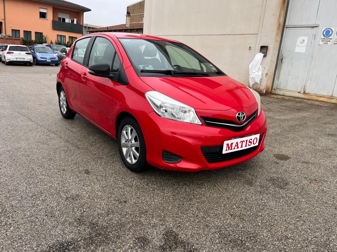 Toyota Yaris 1.0 benz 5 p GARANZIA 12 mesi