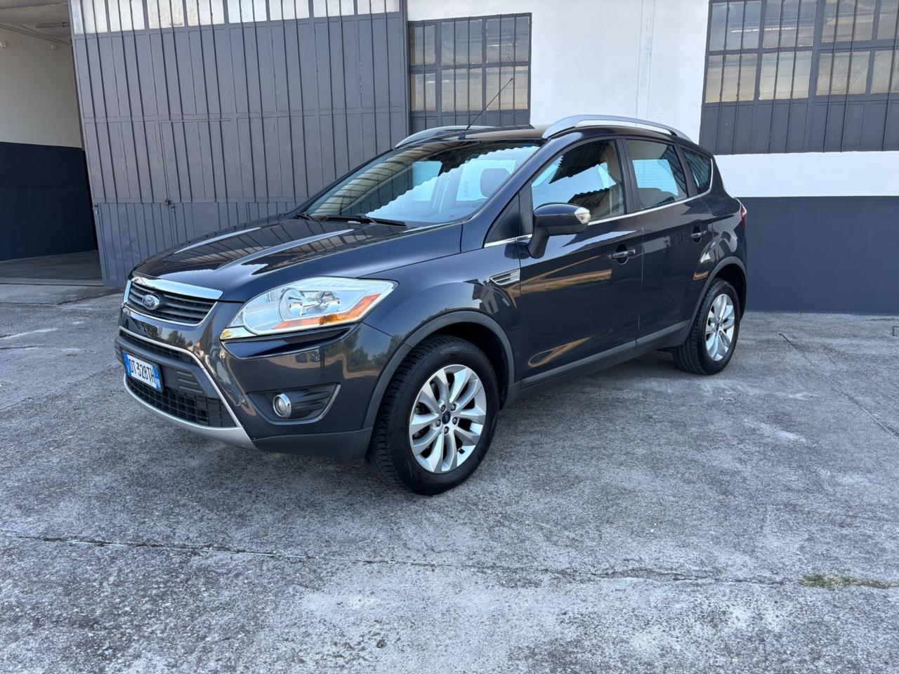 Ford Kuga 2.0 TDCi 4x4. Garanzia. Neopatentati