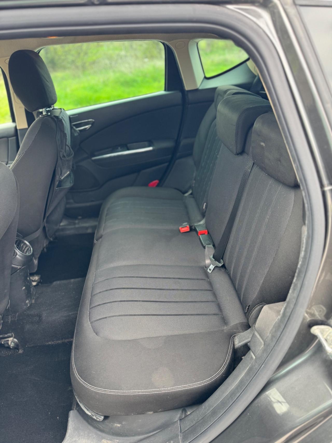 Lancia Delta 1.6 MJT DPF Silver