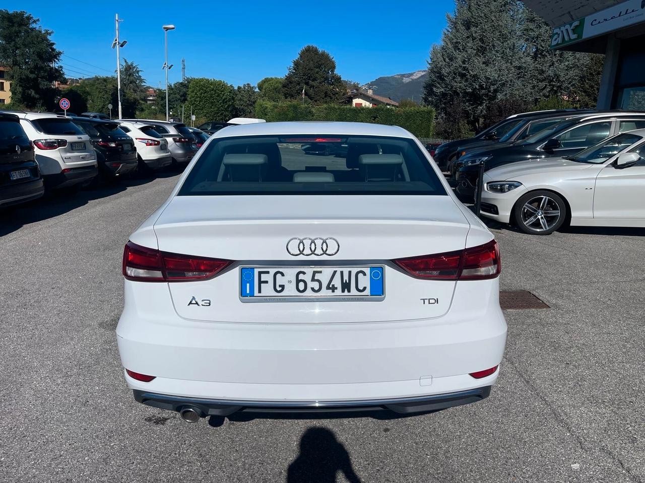 Audi A3 Sedan 1.6 TDI Business