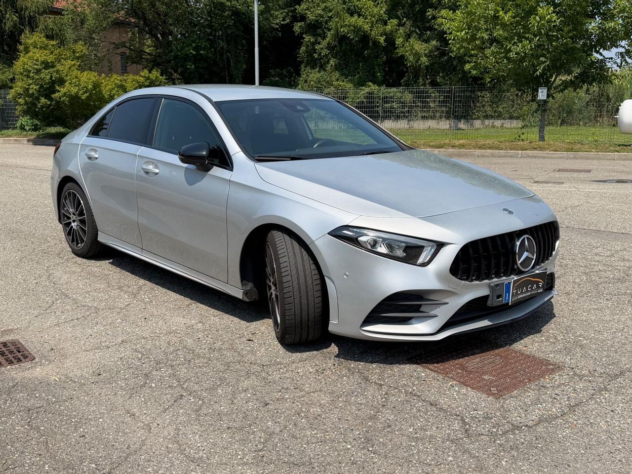 Mercedes-Benz A 180 AMG Line Premium A 180 #11766