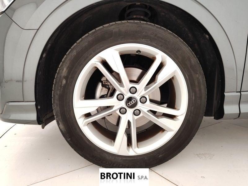 Audi Q3 35 TDI S Line Edition