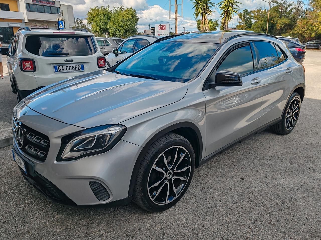 Mercedes-benz GLA 220d Automatic 4Matic Sport