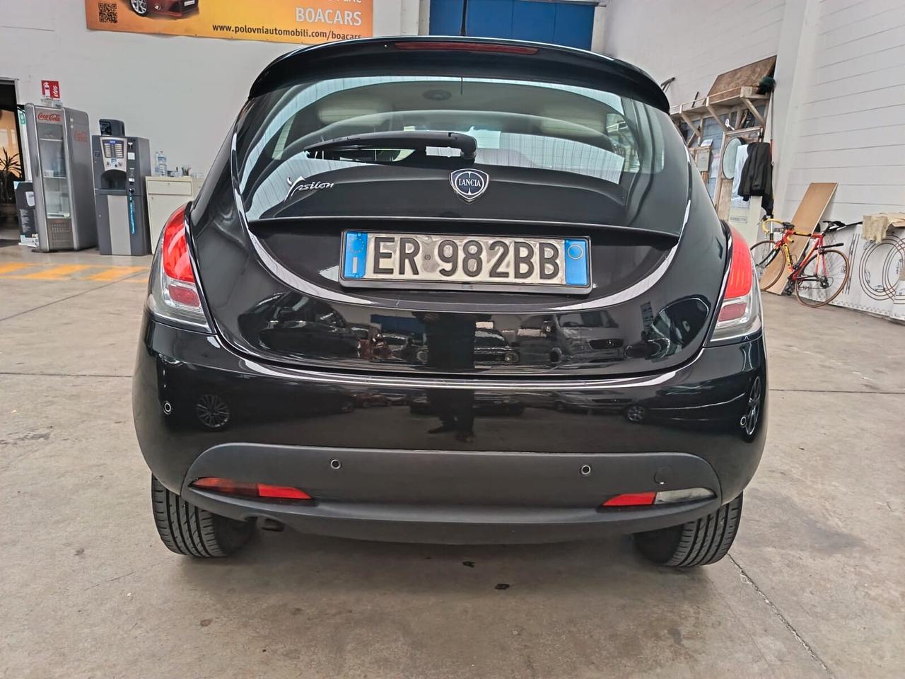 Lancia Ypsilon 0,9 bz/metano 63kW 03-2013