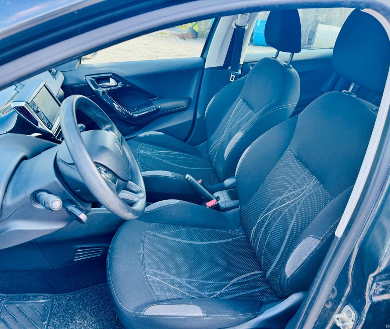 Peugeot 208 PureTech 82 5 porte Allure!!!!!!!!!!!!!!