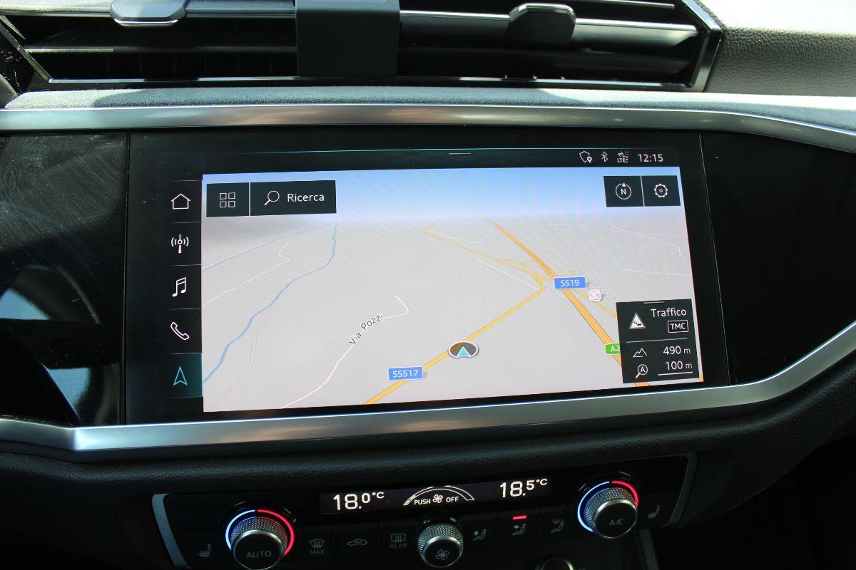 AUDI - Q3 - 35 TDI S tronic S line edition