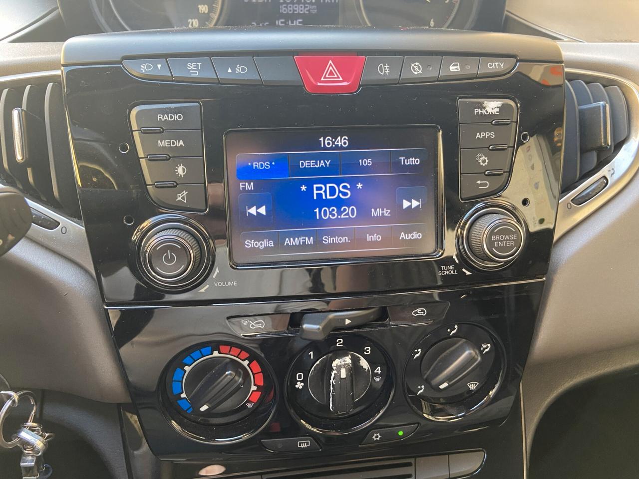 Lancia Ypsilon 1.3 MJT 16V 95 CV 5 porte S&S Silver