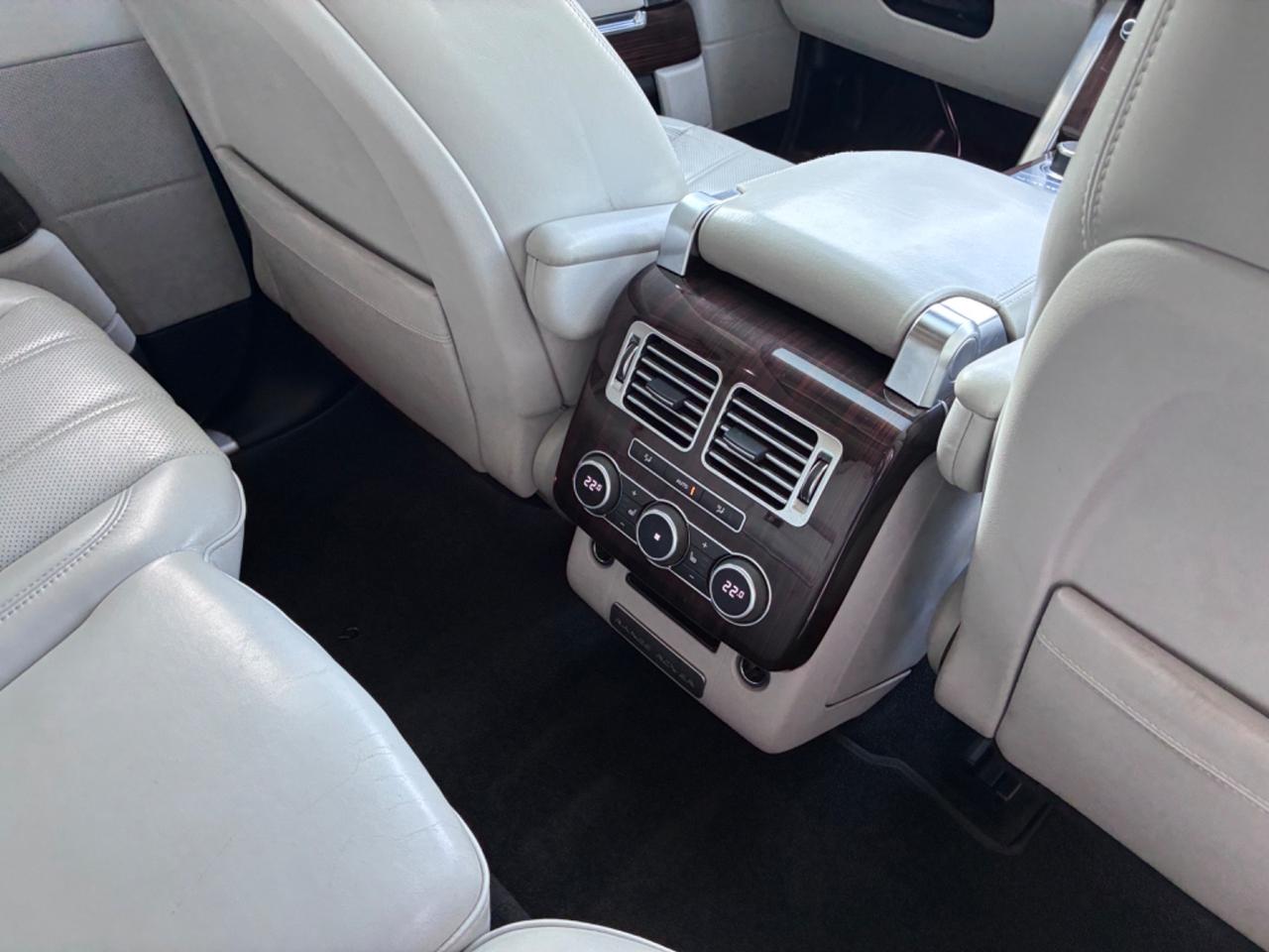 Land Rover Range 3.0 TDV6 Autobiography