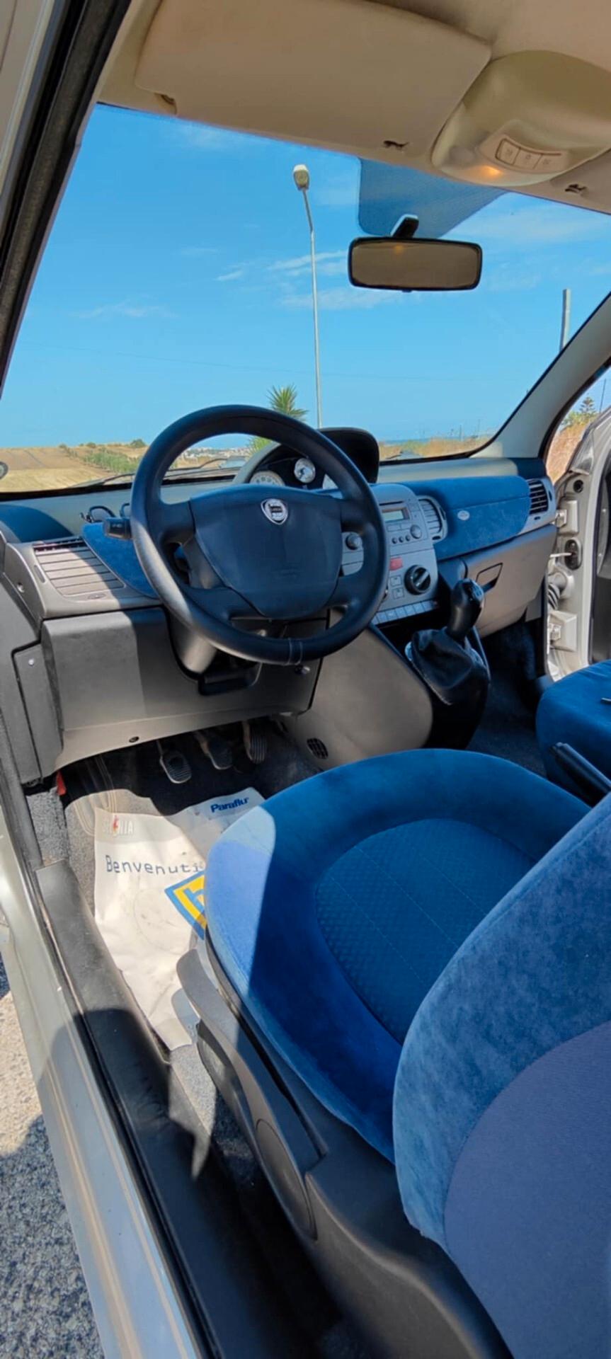 Lancia Ypsilon 1.3 Multijet 16V Platino