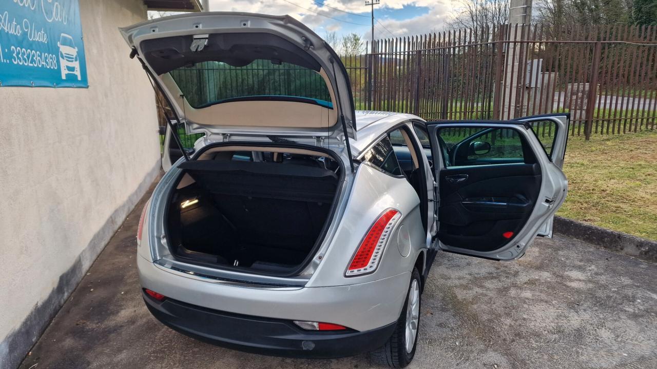 Lancia Delta 1.6 MJT 120Cv - 2012