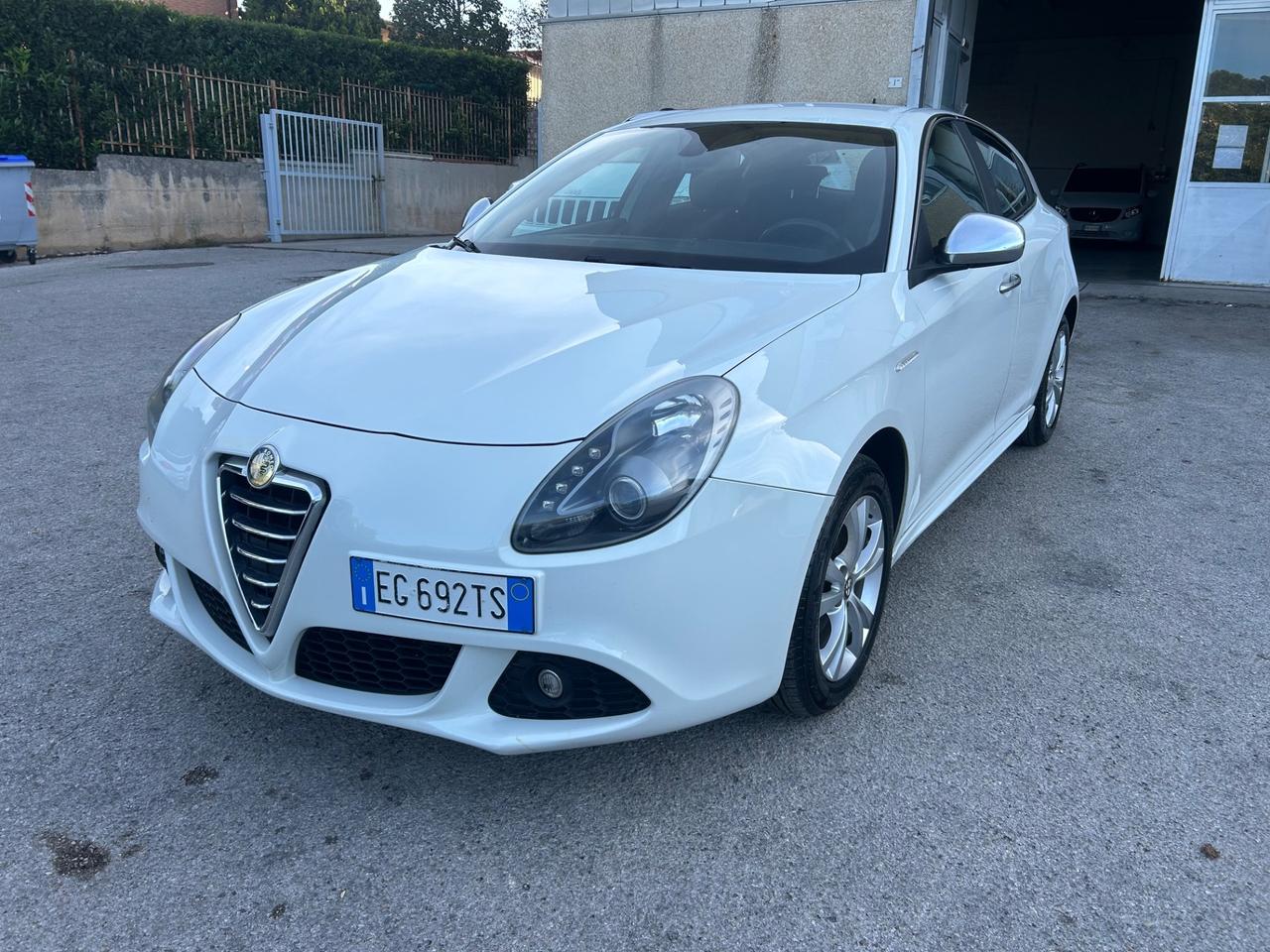 Alfa Romeo Giulietta 1.6 JTDm-2 105 CV Exclusive