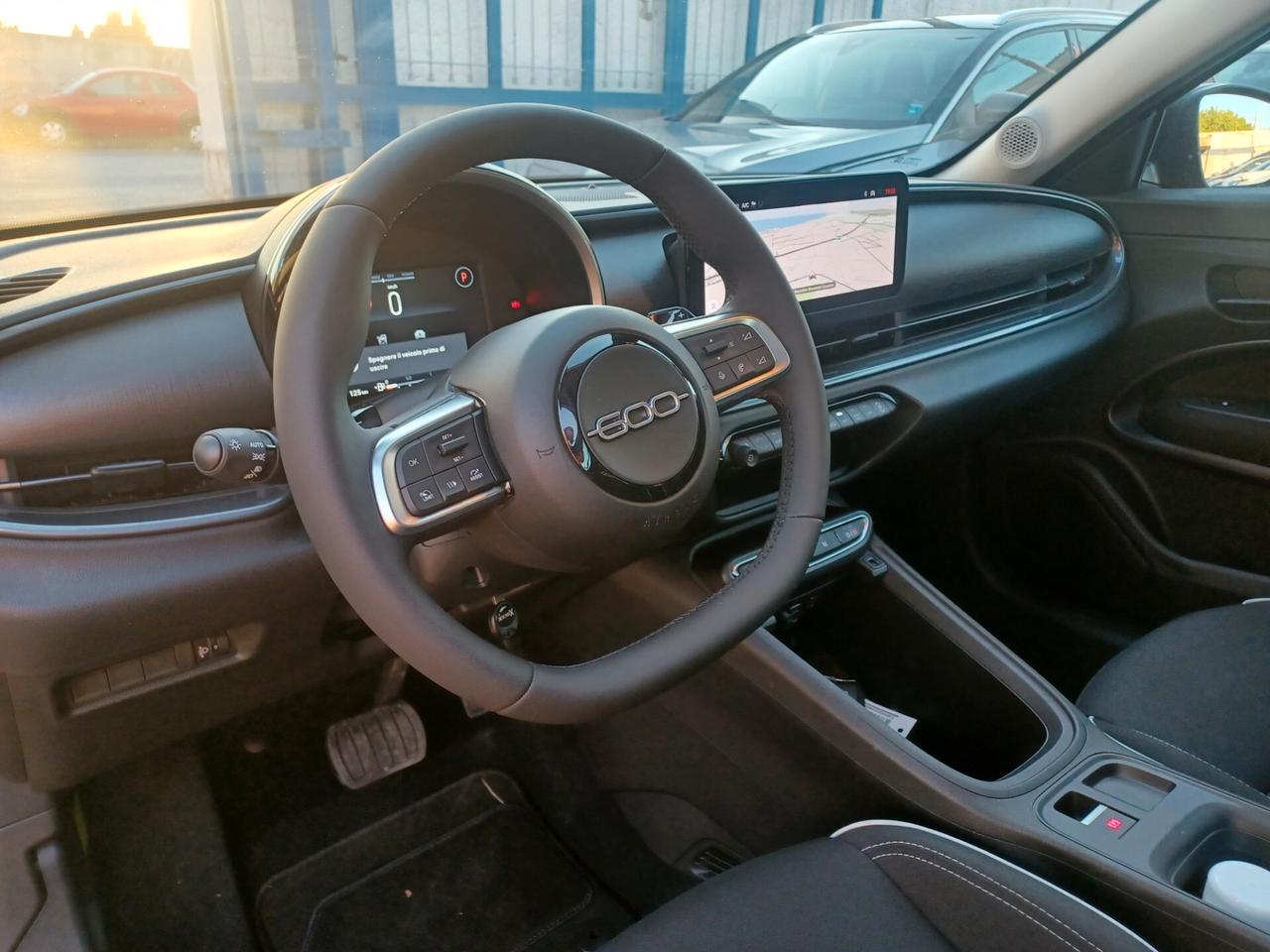 Fiat 600 Hybrid 110 CV DCT MHEV Business. KM 0