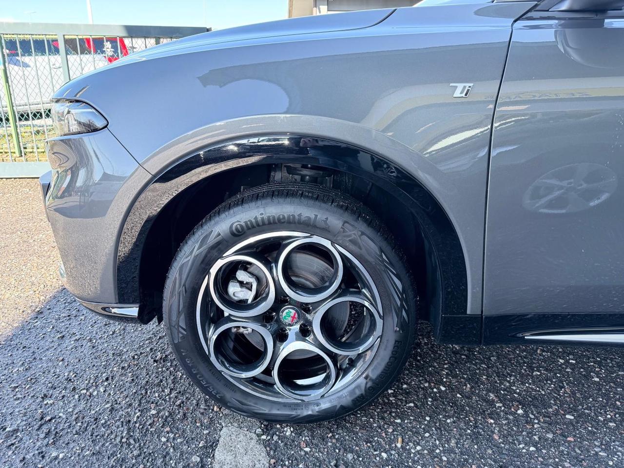 Alfa Romeo Tonale 1.3 phev Ti Q4 280cv at6