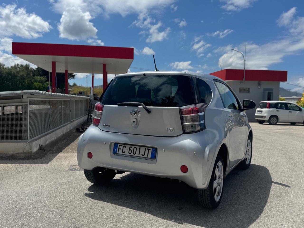 Toyota iQ 1.0 Multidrive