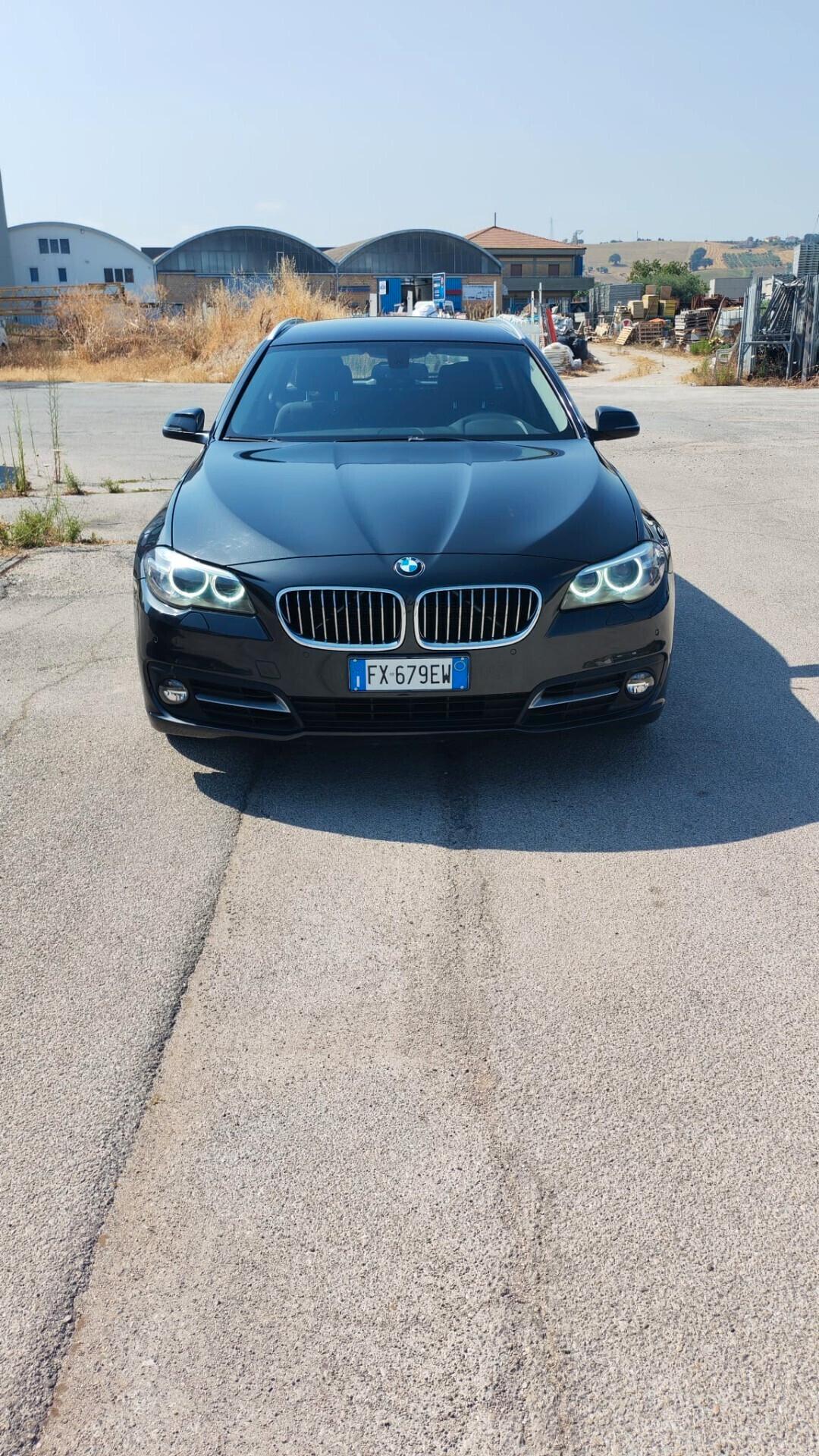 Bmw 520 520d xDrive Luxury